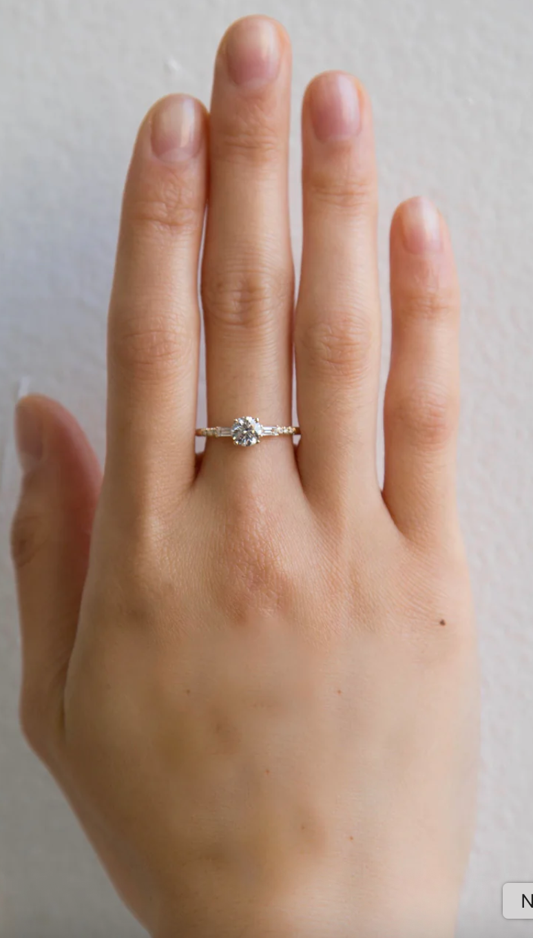 Melody Diamond Baguette Equilibrium Ring
